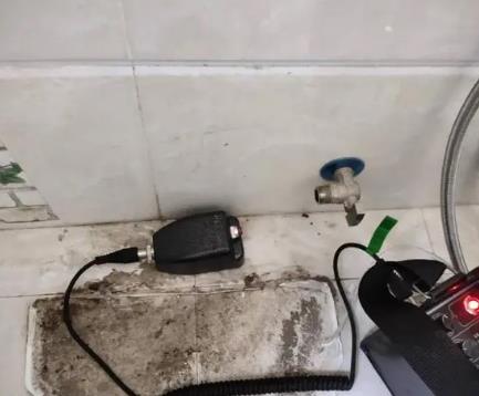 邱县屋顶漏水维修公司分享下卫生间漏水的危害及解决方法